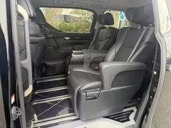 2023 Toyota Vellfire Crown Hybrid 2.5L HV Premium, чёрный — фото 17