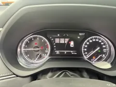 2022 Toyota Harrier 2.0L CVT 2WD Premium — фото 6