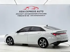 2022 Hyundai Elantra 1.5L CVT LUX Premium, белый — фото 6