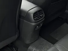 2022 Hyundai Elantra 1.5L CVT LUX Premium, белый — фото 15