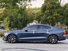 2021 Volvo S60 T4 Zhiyi Luxury, синий — фото 7