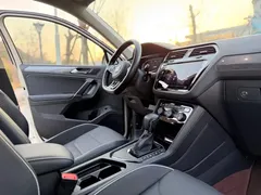 2021 Volkswagen Tiguan L 330TSI AT 2WD R-Line Flagship — фото 9