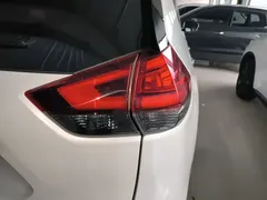 2020 Nissan X-Trail 2.5L XL CVT 4WD Advanced, белый — фото 24