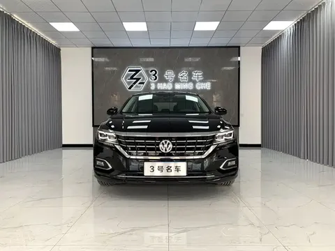 2020 Volkswagen Passat 330TSI Luxury VI
