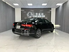 2020 Volkswagen Passat 330TSI Luxury VI, чёрный — фото 6