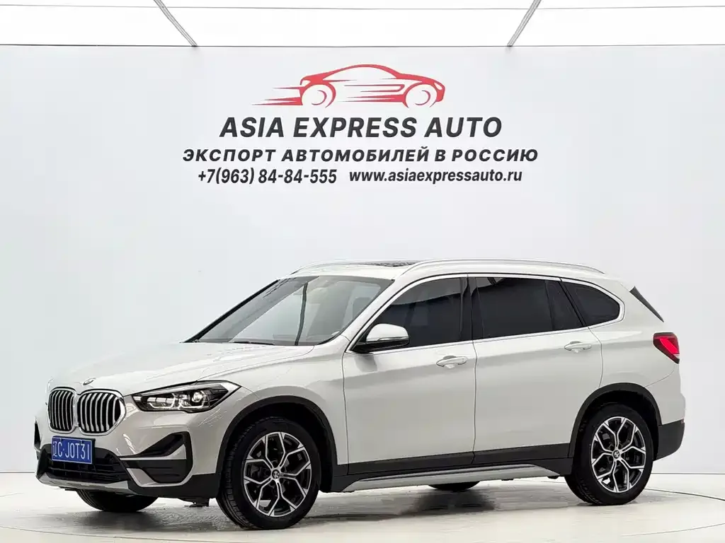 2022 BMW X1