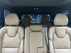 2023 Volvo XC90 B5 Zhixing Luxury 7-seater, чёрный — фото 10