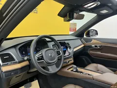 2023 Volvo XC90 B5 Zhixing Luxury 7-seater, чёрный — фото 14