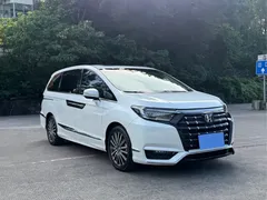 2022 Honda Elysion 2.0L e:HEV Luxury, белый — фото 3