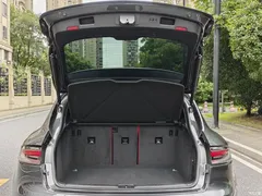 2023 Porsche Macan Macan 2.0T — фото 15