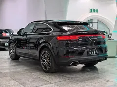 2022 Porsche Cayenne Coupe 3.0T Platinum, чёрный — фото 3