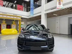 2022 Porsche Cayenne 3.0T Platinum, чёрный — фото 1