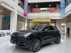 2022 Porsche Cayenne 3.0T Platinum, чёрный — фото 2