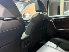 2021 Toyota RAV4 2.0L CVT 4WD Fashion PLUS, белый — фото 10