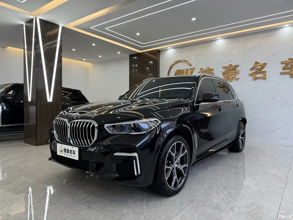 2022 BMW X5 xDrive 40Li M Sport Package