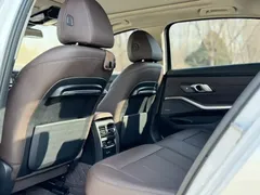 2022 BMW 3 Series 325Li M Sport Dark Package, белый — фото 6