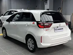 2021 Honda Fit 1.5L CVT, белый — фото 4
