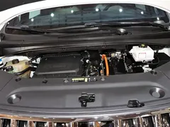 2023 Geely Trumpchi M8 Grandmaster Series Hybrid Yuzun, белый — фото 21