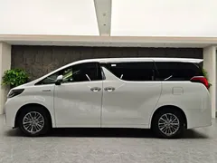 2021 Toyota Alphard Hybrid 2.5L Premium, белый — фото 3