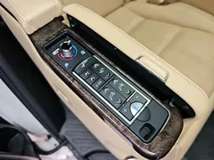 2021 Toyota Alphard Hybrid 2.5L Premium, белый — фото 10