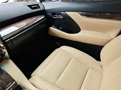 2021 Toyota Alphard Hybrid 2.5L Premium, белый — фото 12