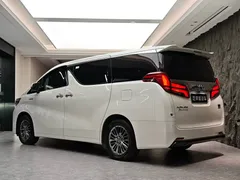 2021 Toyota Alphard Hybrid 2.5L Premium, белый — фото 15