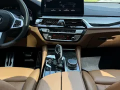 2022 BMW 6 Series GT 6 GT 630i M, чёрный — фото 17