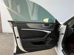 2023 Audi A7 45 TFSI Premium Selection, белый — фото 9