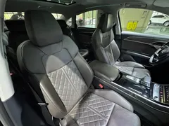 2021 Audi A8L 50 TFSI quattro, чёрный — фото 9