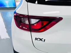 2021 Kia Yipao 1.4L CVT sunroof, белый — фото 10