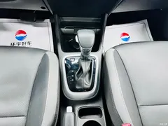 2021 Kia Yipao 1.4L CVT sunroof, белый — фото 19