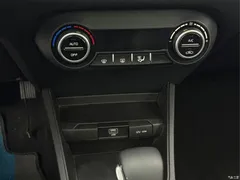 2021 Kia Yipao 1.4L CVT Fun Sunroof, белый — фото 20