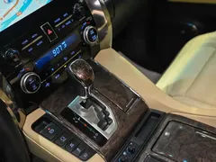 2021 Toyota Alphard Hybrid 2.5L Premium, белый — фото 17