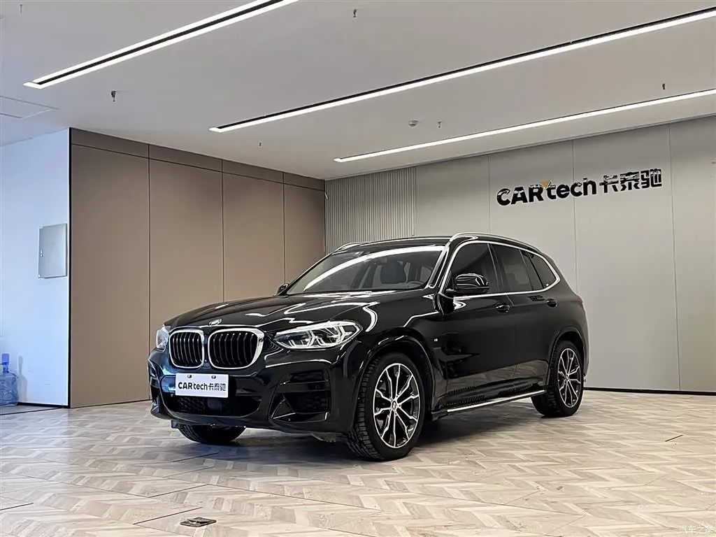 2021 BMW X3 modified xDrive30i leading M sports package