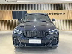2022 BMW X6 xDrive40i M, чёрный — фото 3