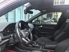 2021 Audi Q5L Sportback 40 TFSI Luxury, белый — фото 15