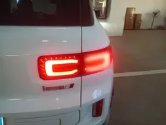 2023 Geely ICON 1.5TD, белый — фото 24