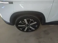 2023 Geely ICON 1.5TD, белый — фото 25