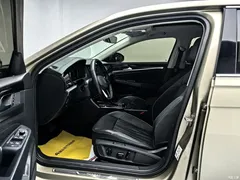 2022 Volkswagen Passat 330TSI Luxury — фото 6