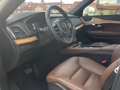 2021 Volvo XC90 B5 Luxury 7-seat, белый — фото 6