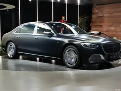 2022 Mercedes-Benz Maybach S-Class S 680 4MATIC, чёрный — фото 3