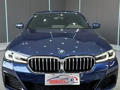 2021 BMW 5 Series 5 525Li M, синий — фото 2