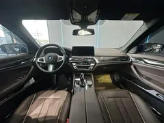 2021 BMW 5 Series 5 525Li M, синий — фото 9
