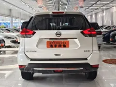 2021 Nissan X-Trail 2.0L CVT 2WD XL Premium, белый — фото 4