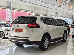 2021 Nissan X-Trail 2.0L CVT 2WD XL Premium, белый — фото 6