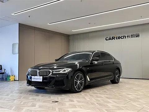 2021 BMW 5 Series 5 530Li M
