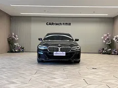 2021 BMW 5 Series 5 530Li M, чёрный — фото 3