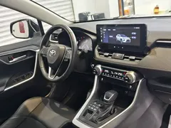 2023 Toyota Wildlander 2.0L CVT 4WD PLUS, чёрный — фото 6