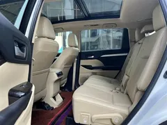 2021 Toyota Highlander 2.0T 2WD Luxury 7, белый — фото 5