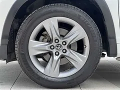2021 Toyota Highlander 2.0T 2WD Luxury 7, белый — фото 12